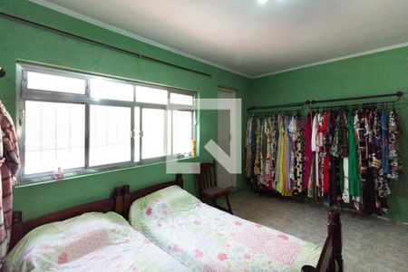 Casa à venda com 157m², 3 quartos e 2 vagasSuíte 1