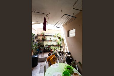 Casa à venda com 157m², 3 quartos e 2 vagasQuintal 