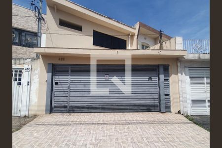 Casa à venda com 157m², 3 quartos e 2 vagasFachada 