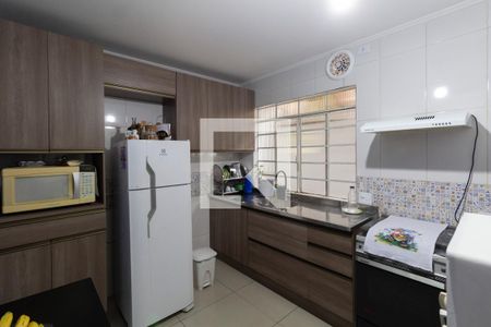 Casa à venda com 212m², 4 quartos e 1 vaga Casa à venda com 212m², 4 quartos e 1 vagaCozinha