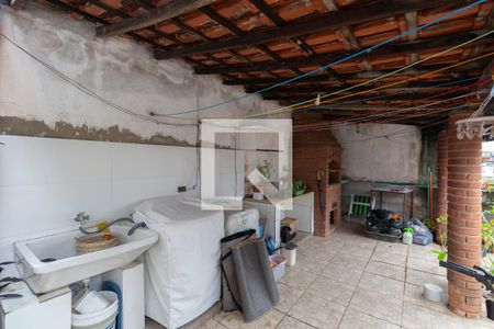 Casa à venda com 212m², 4 quartos e 1 vaga Casa à venda com 212m², 4 quartos e 1 vagaÁrea de Serviço