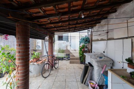 Casa à venda com 212m², 4 quartos e 1 vaga Casa à venda com 212m², 4 quartos e 1 vagaÁrea de Serviço