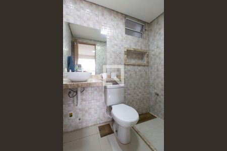 Casa à venda com 212m², 4 quartos e 1 vaga Casa à venda com 212m², 4 quartos e 1 vagaBanheiro Suíte