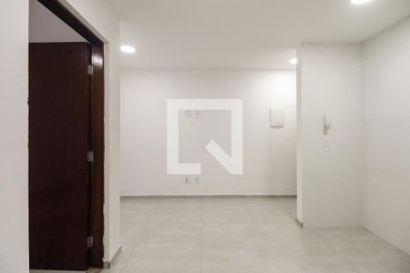 Sala  de apartamento para alugar com 1 quarto, 31m² em Vila Fernandes, São Paulo