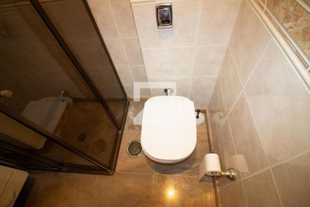 Apartamento para alugar com 163m², 3 quartos e 3 vagas Apartamento para alugar com 163m², 3 quartos e 3 vagasBanheiro da Suíte 1