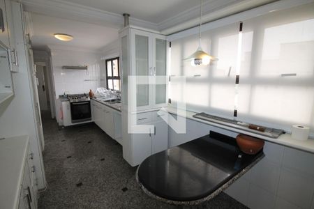 Apartamento para alugar com 163m², 3 quartos e 3 vagasCozinha