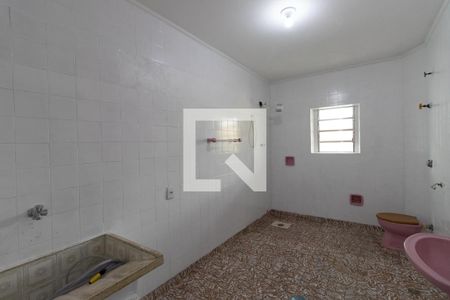 Banheiro de casa para alugar com 2 quartos, 150m² em Vila Medeiros, São Paulo