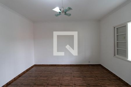 Quarto 1 de casa para alugar com 2 quartos, 150m² em Vila Medeiros, São Paulo