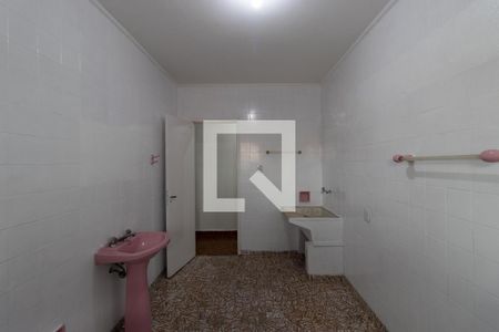 Banheiro de casa para alugar com 2 quartos, 150m² em Vila Medeiros, São Paulo