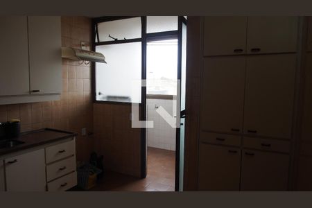 Cozinha de apartamento à venda com 1 quarto, 82m² em Centro, Jundiaí