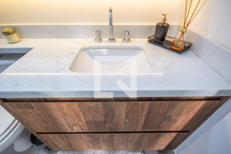 Apartamento para alugar com 62m², 2 quartos e 1 vaga Apartamento para alugar com 62m², 2 quartos e 1 vagaBanheiro da Suíte