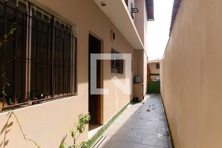 Casa à venda com 160m², 3 quartos e 2 vagas Casa à venda com 160m², 3 quartos e 2 vagasQuintal