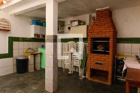 Casa à venda com 160m², 3 quartos e 2 vagas Casa à venda com 160m², 3 quartos e 2 vagasÁrea de Serviço e Churrasqueira