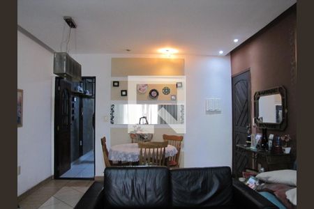 Sala de casa à venda com 4 quartos, 240m² em Parque Boturussu, São Paulo