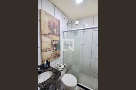 Banheiro da Suíte de kitnet/studio à venda com 1 quarto, 39m² em Vargem Grande, Rio de Janeiro