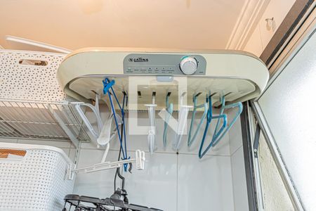 Apartamento à venda com 60m², 2 quartos e 1 vagaÁrea de Serviço