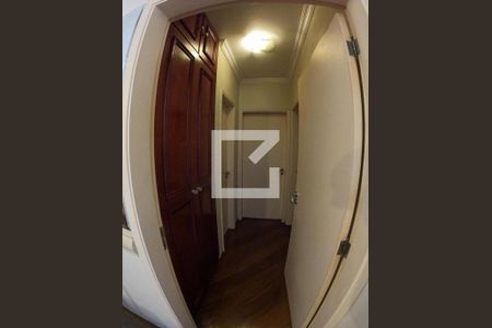 Corredor de apartamento à venda com 2 quartos, 76m² em Vila Anglo Brasileira, São Paulo