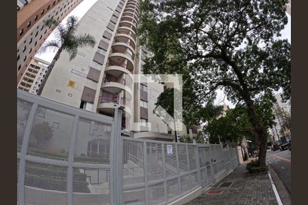Apartamento à venda com 76m², 2 quartos e 2 vagasFachada