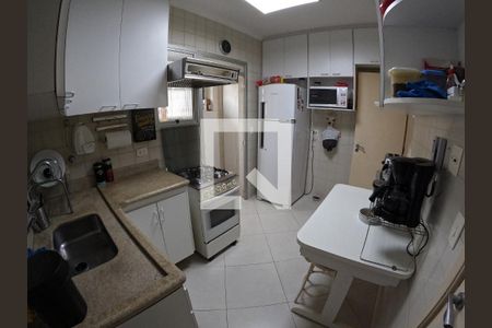 Apartamento à venda com 76m², 2 quartos e 2 vagasCozinha