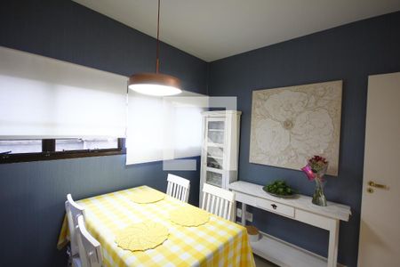 Apartamento à venda com 146m², 3 quartos e 2 vagasCopa