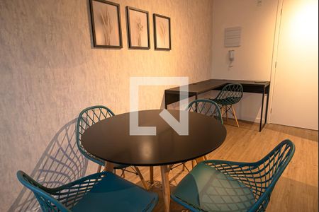 Apartamento à venda com 32m², 1 quarto e sem vaga Apartamento à venda com 32m², 1 quarto e sem vagaSala