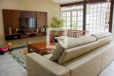 Sala de casa à venda com 3 quartos, 170m² em Maria Paula, Niterói