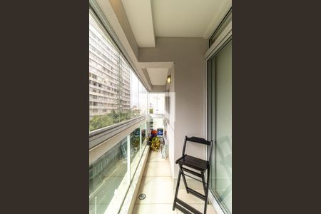 Varanda de apartamento à venda com 2 quartos, 64m² em Consolação, São Paulo