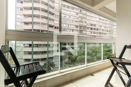 Varanda de apartamento à venda com 2 quartos, 64m² em Consolação, São Paulo