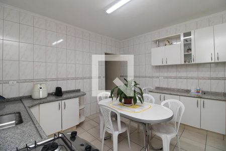 Casa à venda com 90m², 2 quartos e 2 vagasCozinha