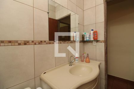 Casa à venda com 90m², 2 quartos e 2 vagasBanheiro