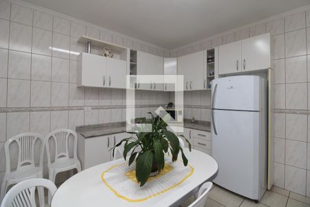 Casa à venda com 90m², 2 quartos e 2 vagasCozinha