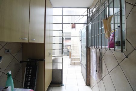 Casa à venda com 90m², 2 quartos e 2 vagasÁrea de Serviço