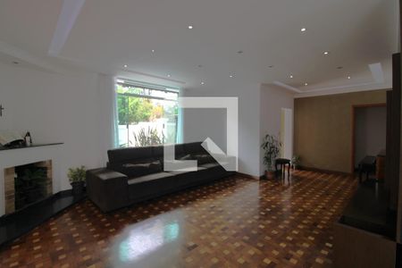 Sala de casa à venda com 6 quartos, 900m² em Interlagos, São Paulo