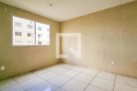 Sala de apartamento para alugar com 1 quarto, 37m² em Rubem Berta, Porto Alegre