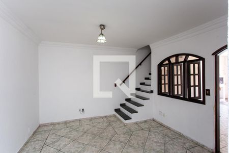 Sala de casa para alugar com 2 quartos, 80m² em Taboão, Diadema