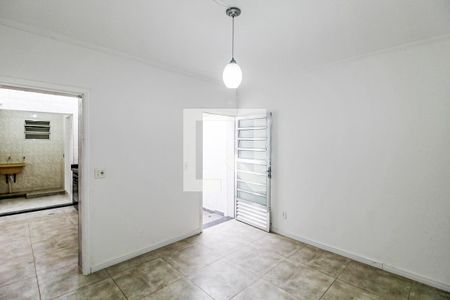 Casa à venda com 110m², 2 quartos e 1 vagaCopa