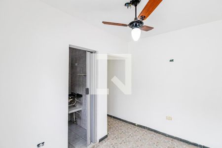 Casa à venda com 110m², 2 quartos e 1 vagaEdícula