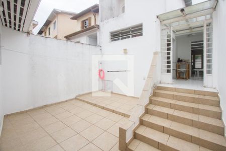 Casa à venda com 154m², 2 quartos e 1 vaga Casa à venda com 154m², 2 quartos e 1 vagaQuintal