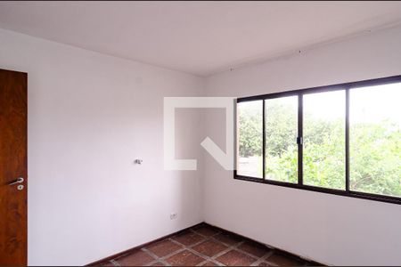 Casa à venda com 175m², 4 quartos e 2 vagasQuarto 4