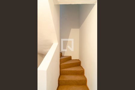 Escada de casa para alugar com 4 quartos, 175m² em Parque Jabaquara, São Paulo