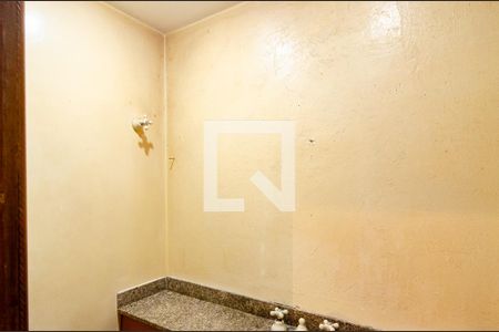 Lavabo de casa para alugar com 4 quartos, 175m² em Parque Jabaquara, São Paulo