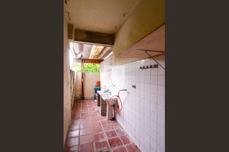 Casa à venda com 175m², 4 quartos e 2 vagasLavanderia