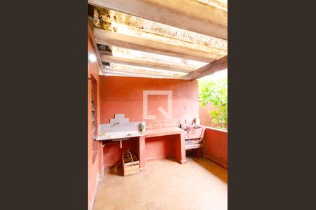 Casa à venda com 175m², 4 quartos e 2 vagasChurrasqueira