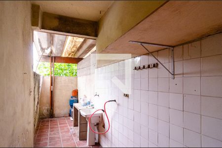 Casa à venda com 175m², 4 quartos e 2 vagasLavanderia