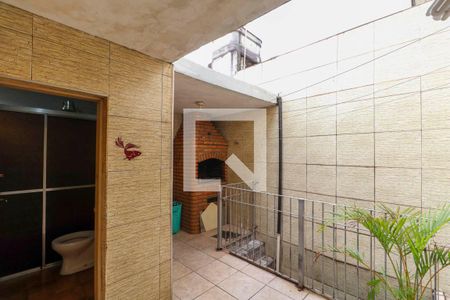 Casa à venda com 71m², 2 quartos e 1 vagaÁrea de Serviço e Churrasqueira 
