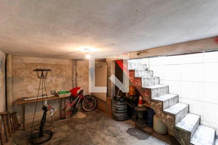 Casa à venda com 71m², 2 quartos e 1 vagaPorão