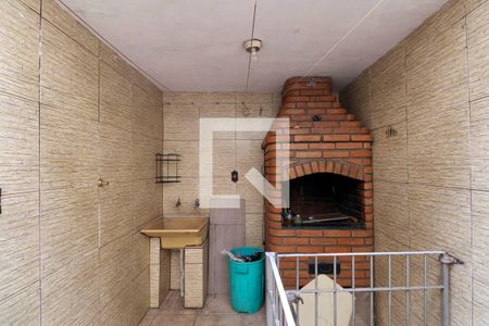 Casa à venda com 71m², 2 quartos e 1 vagaÁrea de Serviço e Churrasqueira 