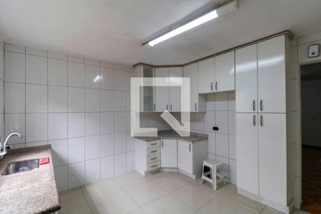 Casa à venda com 71m², 2 quartos e 1 vagaCozinha 