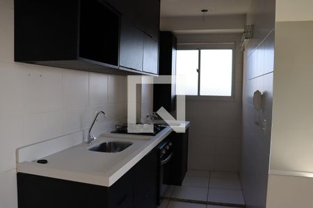 Cozinha de apartamento para alugar com 2 quartos, 41m² em Jardim Taboao, São Paulo