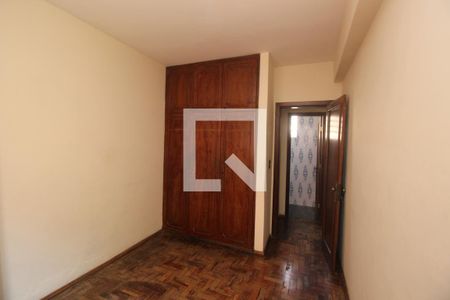 Casa à venda com 295m², 3 quartos e 2 vagasQuarto
